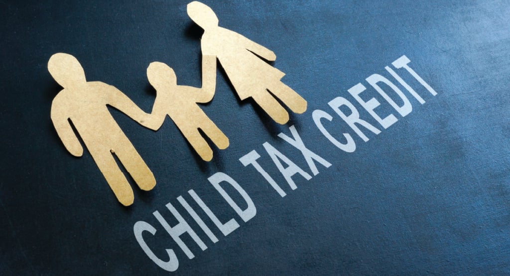 The Problem with Returning to a $2,000 Non-Refundable Child Tax Credit ...